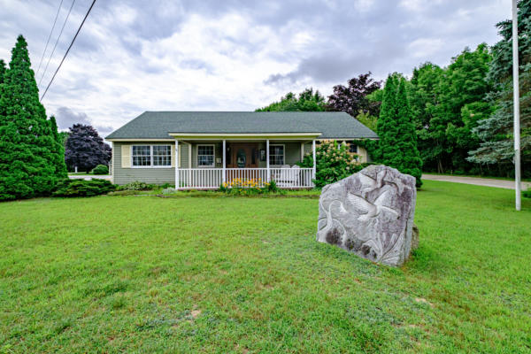 692 ROOSEVELT TRL, NAPLES, ME 04055 - Image 1