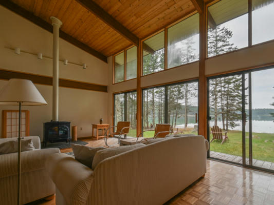 89 ISLAND RETREAT RD, SWANS ISLAND, ME 04685 - Image 1