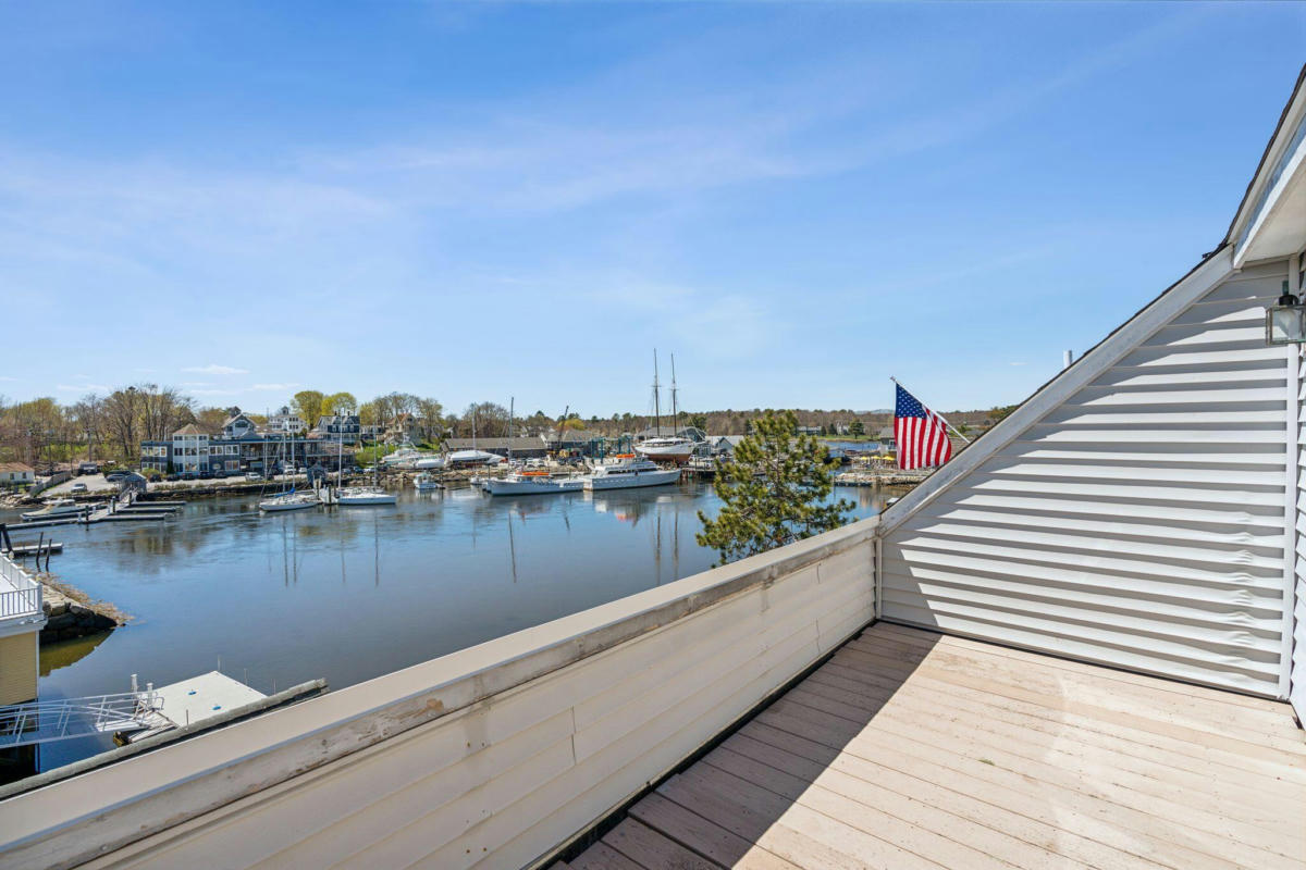37 OCEAN AVE # 5, KENNEBUNKPORT, ME 04046, photo 1 of 42