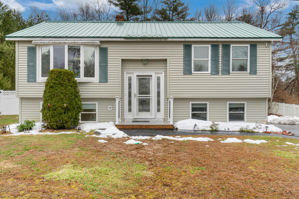 14 LIBBY DR, BUXTON, ME 04093, photo 1 of 34