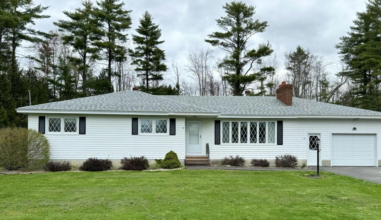 42 SMILEY AVE, WINSLOW, ME 04901, photo 1 of 16