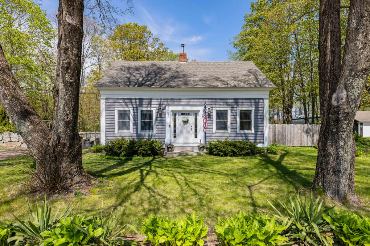 107 ALFRED RD, KENNEBUNK, ME 04043, photo 1 of 42